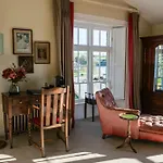 Nocleg ze śniadaniem The Castle 3*