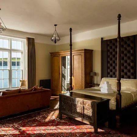 Bed & Breakfast The Castle 4*