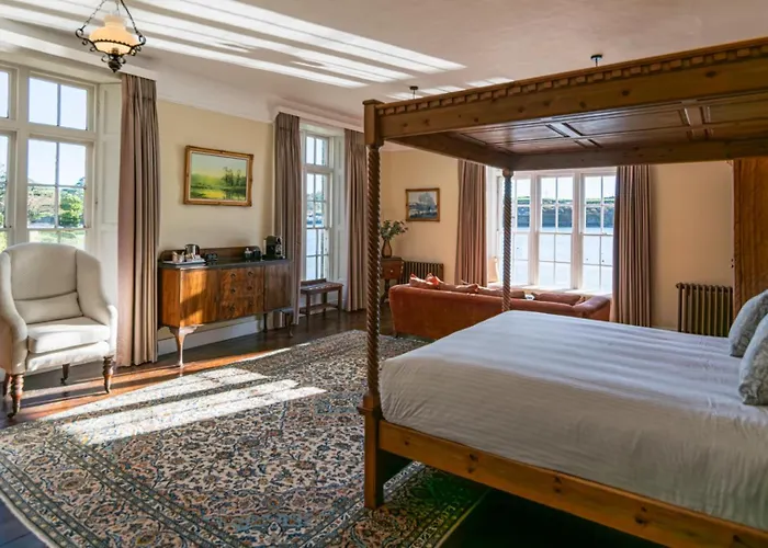 B&B The Castle Castlehaven