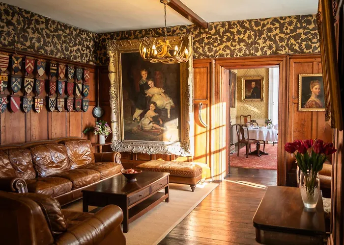 The Castle 3*